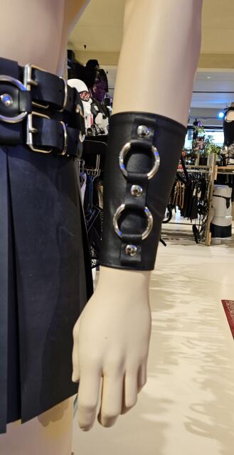 Leren Armstuk pols04
