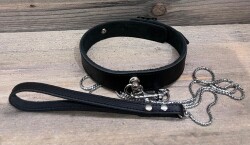 Leren collar met aanlijnketting. l.u.c.22 1