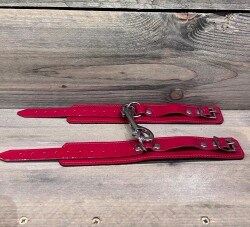 Rode Lak Boeien l.u.c.16 2