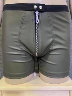 Shorts John Green john-green 1