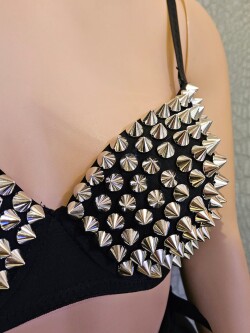 Spikes BH te-inde 2