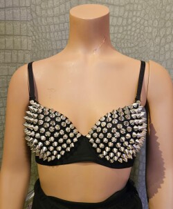 Spikes BH te-inde 1